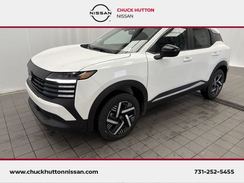 New 2026 Nissan Kicks SV image 1