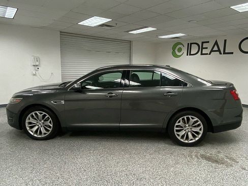 Used 2017 Ford Taurus Limited w/ Driver Assist Package image 8