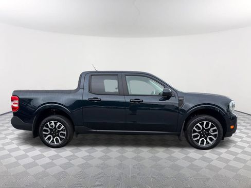 Used 2023 Ford Maverick Lariat FWD image 4