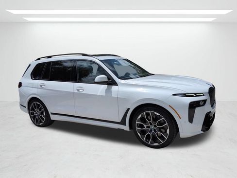 New 2027 BMW X7 xDrive40i w/ M Sport Package AWD/4WD image 2