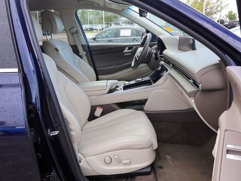 Used 2024 Genesis GV80 2.5T AWD/4WD image 8