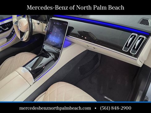 Used 2024 Mercedes-Benz S 580e 4MATIC Sedan image 32