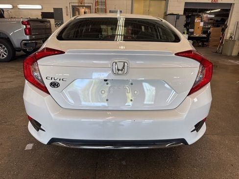 Used 2019 Honda Civic EX image 5