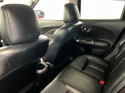 Used 2012 Nissan Juke SL FWD image 19