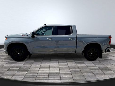 Used 2024 Chevrolet Silverado 1500 RST AWD/4WD image 4