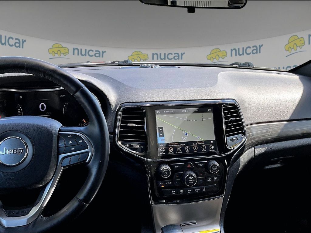 Used 2021 Jeep Grand Cherokee Laredo X AWD/4WD image 18