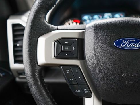 Used 2018 Ford F150 Lariat w/ Equipment Group 502A Luxury AWD/4WD image 23