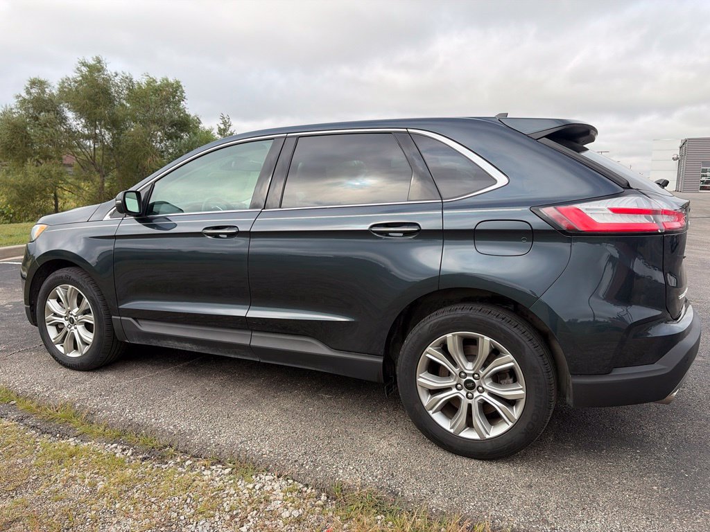 Certified 2024 Ford Edge Titanium w/ Equipment Group 301A AWD/4WD image 9
