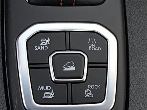 New 2026 Nissan Frontier PRO-4X image 11