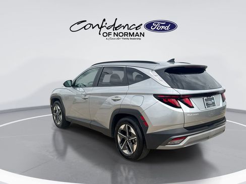 Used 2025 Hyundai Tucson SEL FWD image 6