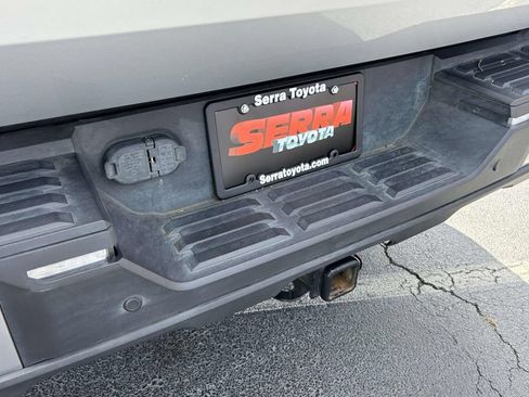 Used 2024 Toyota Tundra Platinum AWD/4WD image 12