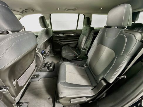 Used 2023 Jeep Grand Cherokee L Laredo w/ Luxury Tech Group I RWD image 23