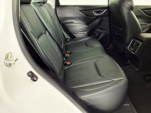 Certified 2021 Subaru Forester Limited image 5