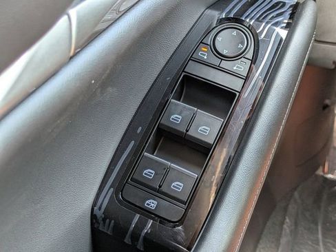 New 2026 MAZDA MAZDA3 s FWD image 21