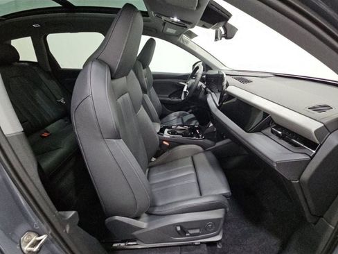 Used 2025 Audi Q6 e-tron Prestige w/ Black Warm Weather Package AWD/4WD image 3