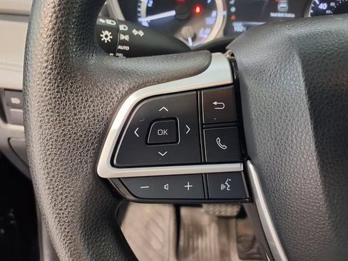 Used 2023 Toyota Highlander L FWD image 7
