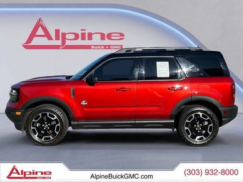 Used 2023 Ford Bronco Sport Outer Banks w/ Tech Package AWD/4WD image 2