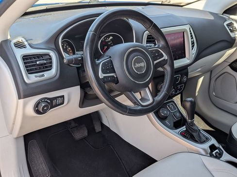 Used 2019 Jeep Compass Latitude w/ Popular Equipment Group AWD/4WD image 34