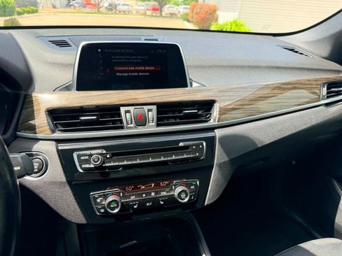 Used 2018 BMW X1 xDrive28i AWD/4WD image 18