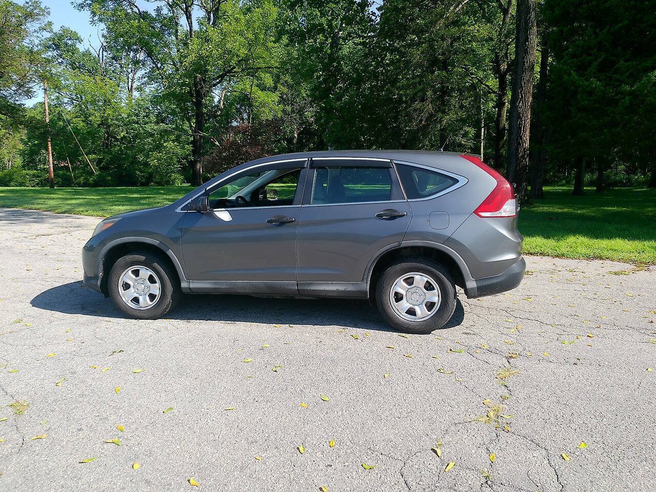 Used 2013 Honda CR-V LX image 10