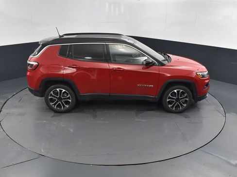 Used 2024 Jeep Compass Limited image 43