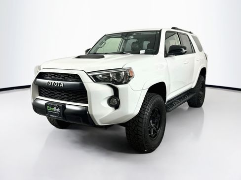 Used 2019 Toyota 4Runner TRD Off-Road Premium AWD/4WD image 3