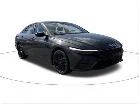 New 2026 Hyundai Elantra SEL Sport FWD image 1