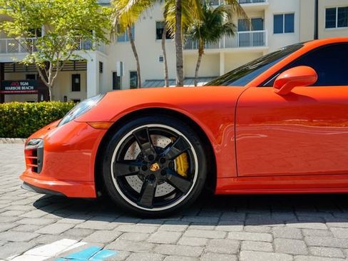 Used 2016 Porsche 911 4 Coupe AWD/4WD image 14