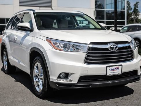 Used 2016 Toyota Highlander Limited FWD image 7
