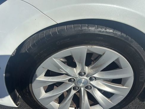 Used 2016 Tesla Model S 60 image 38