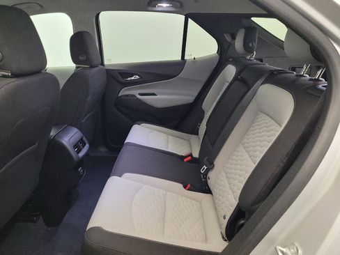 Used 2020 Chevrolet Equinox LT AWD/4WD image 18