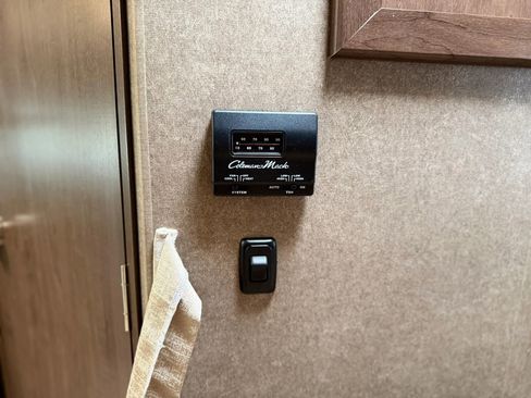 Used 2019 Ford E-350 and Econoline 350 Super Duty w/ Motorhome Prep Package RWD image 7
