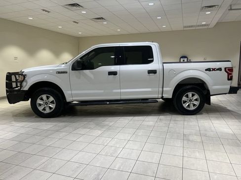Used 2018 Ford F150 XLT AWD/4WD image 2