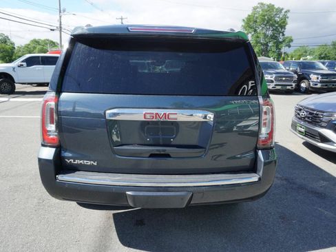 Used 2020 GMC Yukon Denali w/ Denali Premium Package AWD/4WD image 7