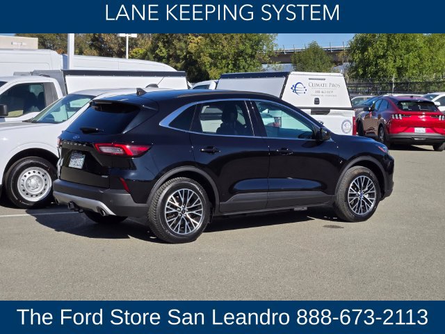 Used 2025 Ford Escape SE w/ PHEV Premium Package FWD image 9