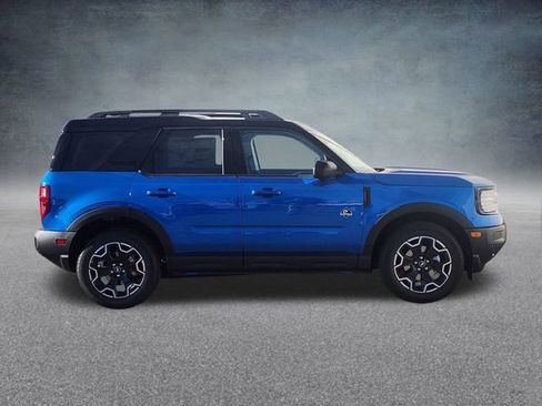 New 2025 Ford Bronco Sport Outer Banks w/ Outer Banks Tech Package+ AWD/4WD image 8