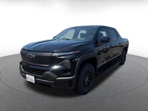 Used 2024 Chevrolet Silverado EV W/T AWD/4WD image 7