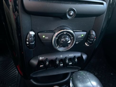 Used 2013 MINI Cooper Countryman FWD image 21