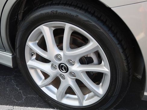 Used 2014 MAZDA MAZDA5 Grand Touring image 39