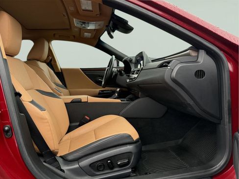 Used 2023 Lexus ES 250 w/ Premium Package image 24