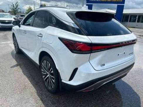Used 2024 Lexus RX 350 w/ Convenience Package AWD/4WD image 3
