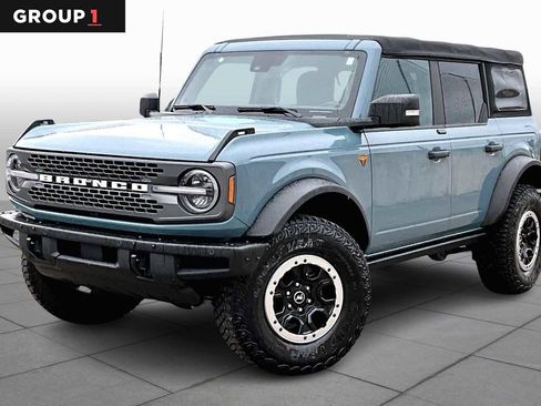 Used 2021 Ford Bronco Badlands image 1