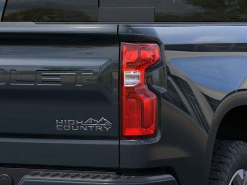 New 2026 Chevrolet Silverado 1500 High Country w/ Technology Package AWD/4WD image 11