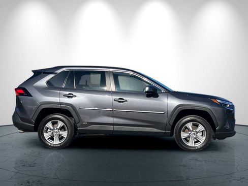 Used 2023 Toyota RAV4 LE image 3