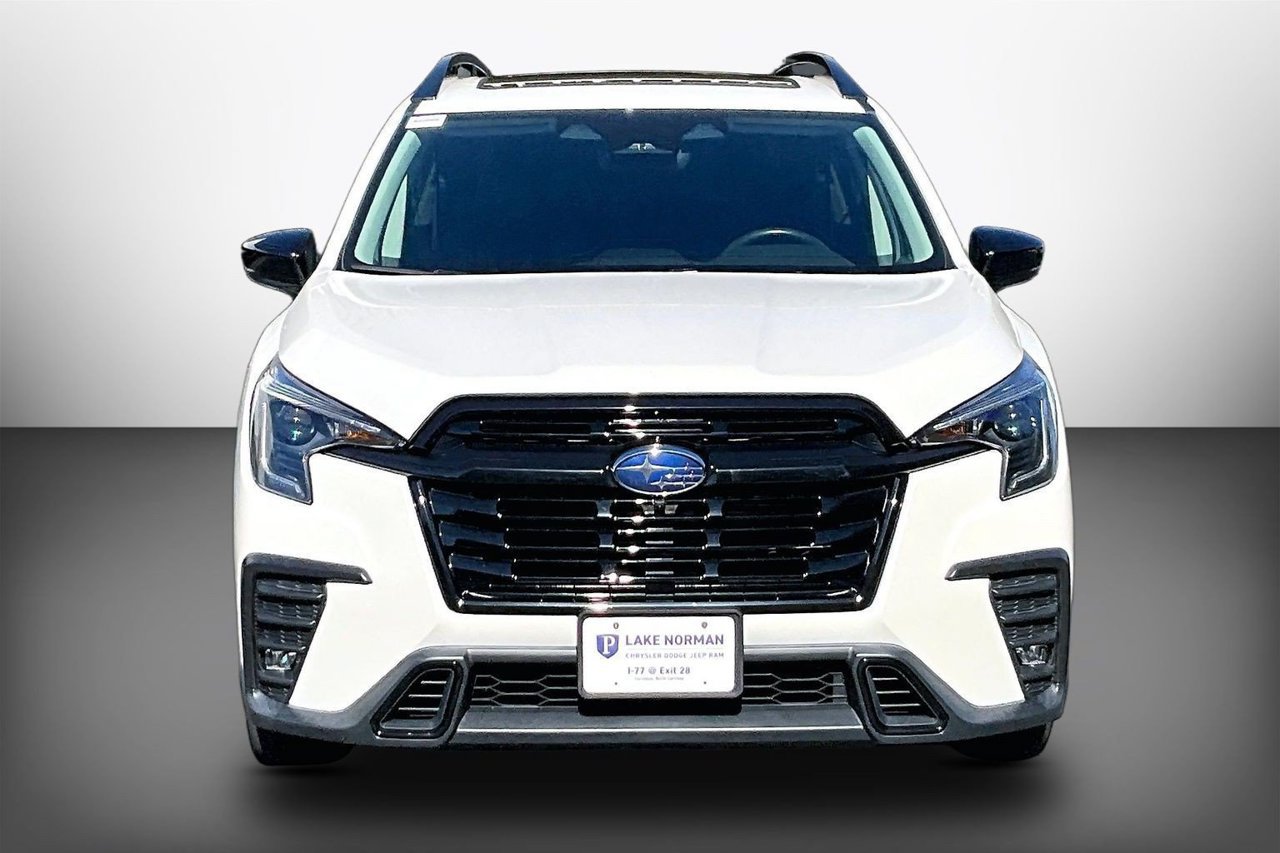 Used 2024 Subaru Ascent Onyx Edition Limited AWD/4WD image 3