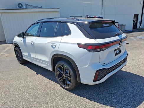 New 2026 Volkswagen Tiguan SE R-Line AWD/4WD image 7