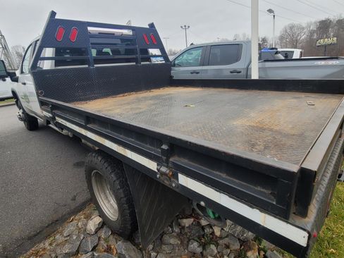 Used 2020 Chevrolet Silverado 3500 W/T w/ WT Convenience Package image 7