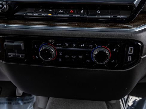 Used 2023 Chevrolet Silverado 1500 LT w/ Z71 Off-Road Package image 26