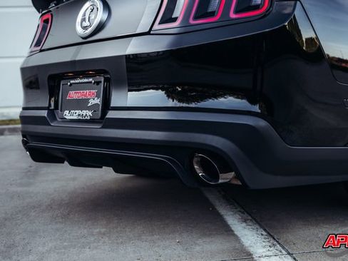 Used 2010 Ford Mustang Shelby GT500 image 32