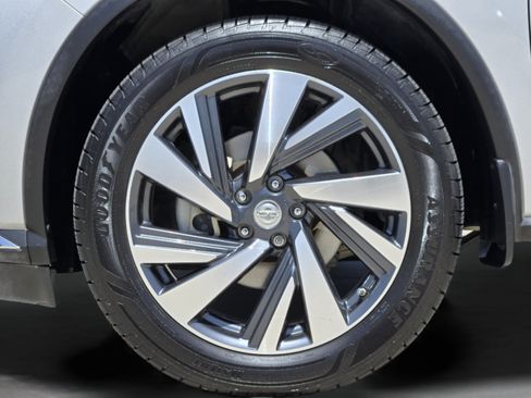 Used 2015 Nissan Murano Platinum w/ Platinum Technology Package FWD image 36